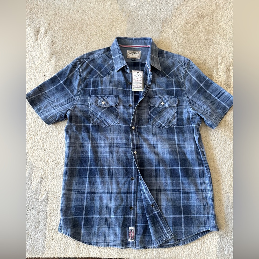 NWT Flag & Anthem short sleeve shirt.